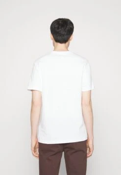 Pier One Leaf Chest Print Tee- Camiseta Estampada - White -Pier One 0e80a953391341f0ae199df663ed5d56