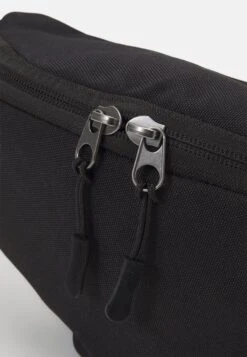 Pier One Riñonera - Black -Pier One 125683be70844f65a706e09415f5aff3