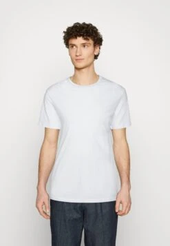 Pier One 5 Pack - Camiseta Básica - White/Off-White/Light Grey/Beige/Black -Pier One 4056b30b5189444882c695ca4007c80d