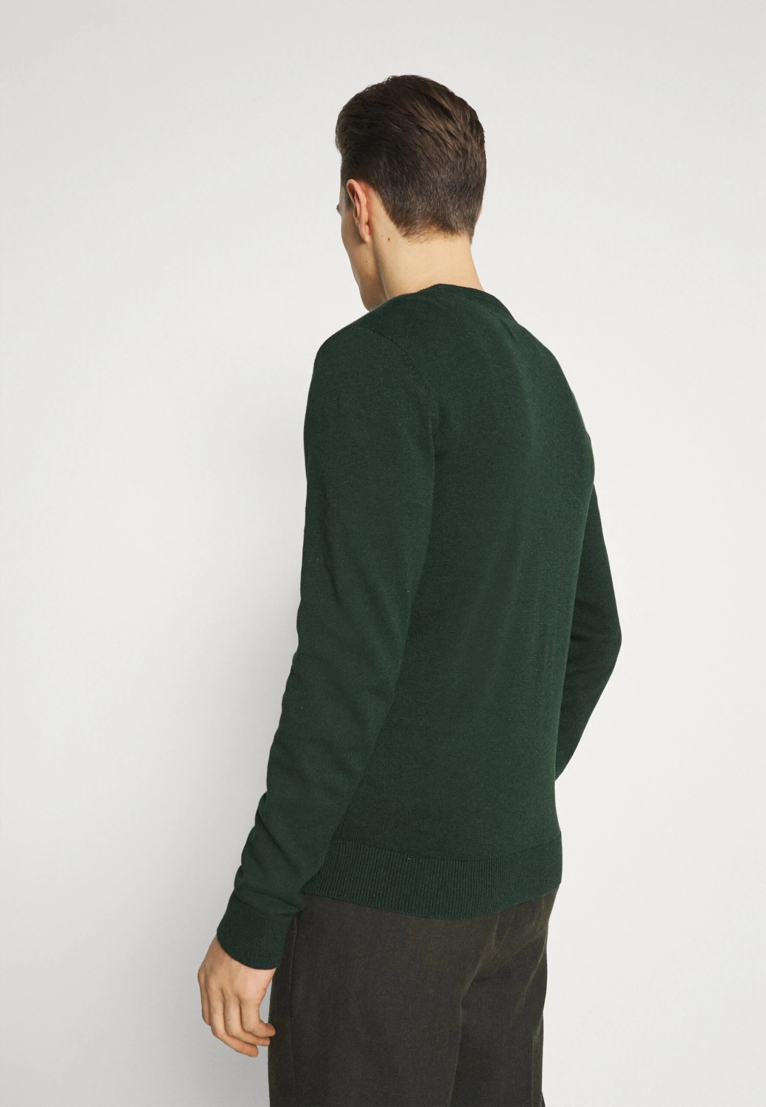 Pier One Basic Crewneck - Jersey De Punto - Mottled Dark Green 3 Pier One Basic Crewneck - Jersey De Punto - Mottled Dark Green - Imagen 3