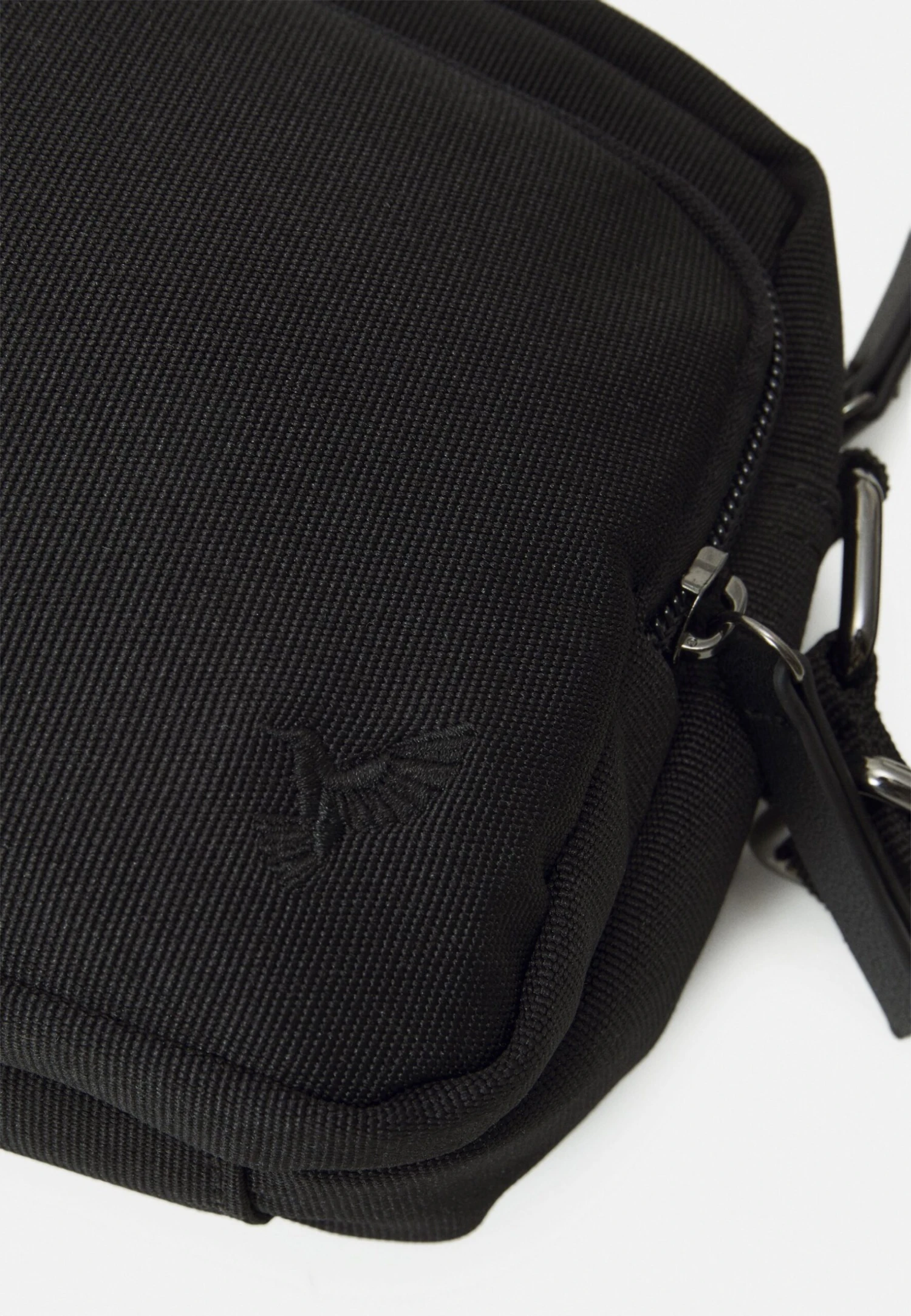 Pier One Bandolera - Black 4 Pier One Bandolera - Black - Imagen 4