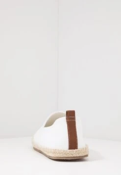 Pier One Rena Espadrille Unisex - Alpargatas - White 9 Pier One Rena Espadrille Unisex - Alpargatas - White -Pier One 4f1c7dae0cbb47efaca02a71fb79d125