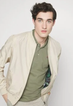 Pier One Chaquetas Bomber - Beige -Pier One 61f43c01117b4460a4718320ce804aa3