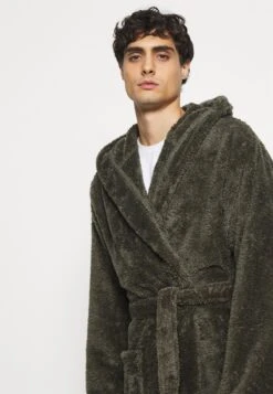 Pier One Albornoz - Khaki -Pier One 65ea8ffbdd2149b7890e34f2b0655607