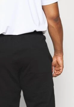 Pier One 2 Pack - Pantalones Deportivos - Black/Mottled Light Grey -Pier One 683bc01bd23348d49e0dcf1c7b683939