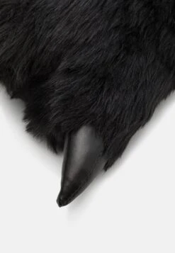 Pier One Pantuflas - Black 11 Pier One Pantuflas - Black -Pier One 796914552fcb4fcaac1e33068a36c27f