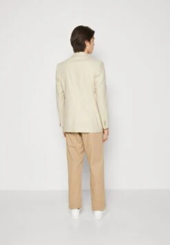 Pier One Americana - Beige 8 Pier One Americana - Beige -Pier One 90a0e4254e844eb3a6a8cf41ae7f4550