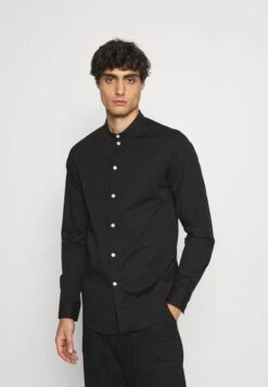 Pier One Muscle Fit Stand- Camisa - Black