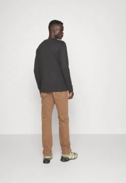 Pier One 3 Pack Unisex- Camiseta De Manga Larga - Black/Bordeaux/Dark Green -Pier One a2aa8a4e8b484e99969d8950461dc79e