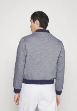 Pier One Chaquetas Bomber - Dark Blue 7 Pier One Chaquetas Bomber - Dark Blue -Pier One b1943f9a2db34e26b563b2036d05ec83