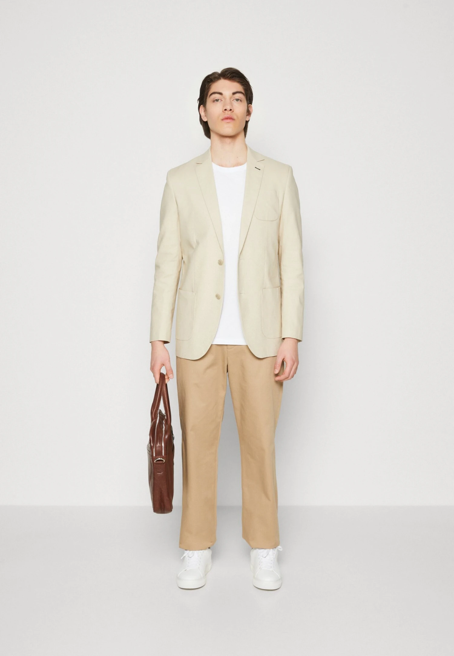 Pier One Americana - Beige 2 Pier One Americana - Beige - Imagen 2