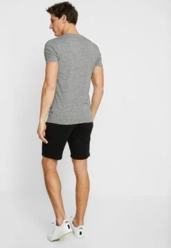 Pier One Pantalones Deportivos - Black 8 Pier One Pantalones Deportivos - Black -Pier One d5c97291418e4697a27fa0726d324bab