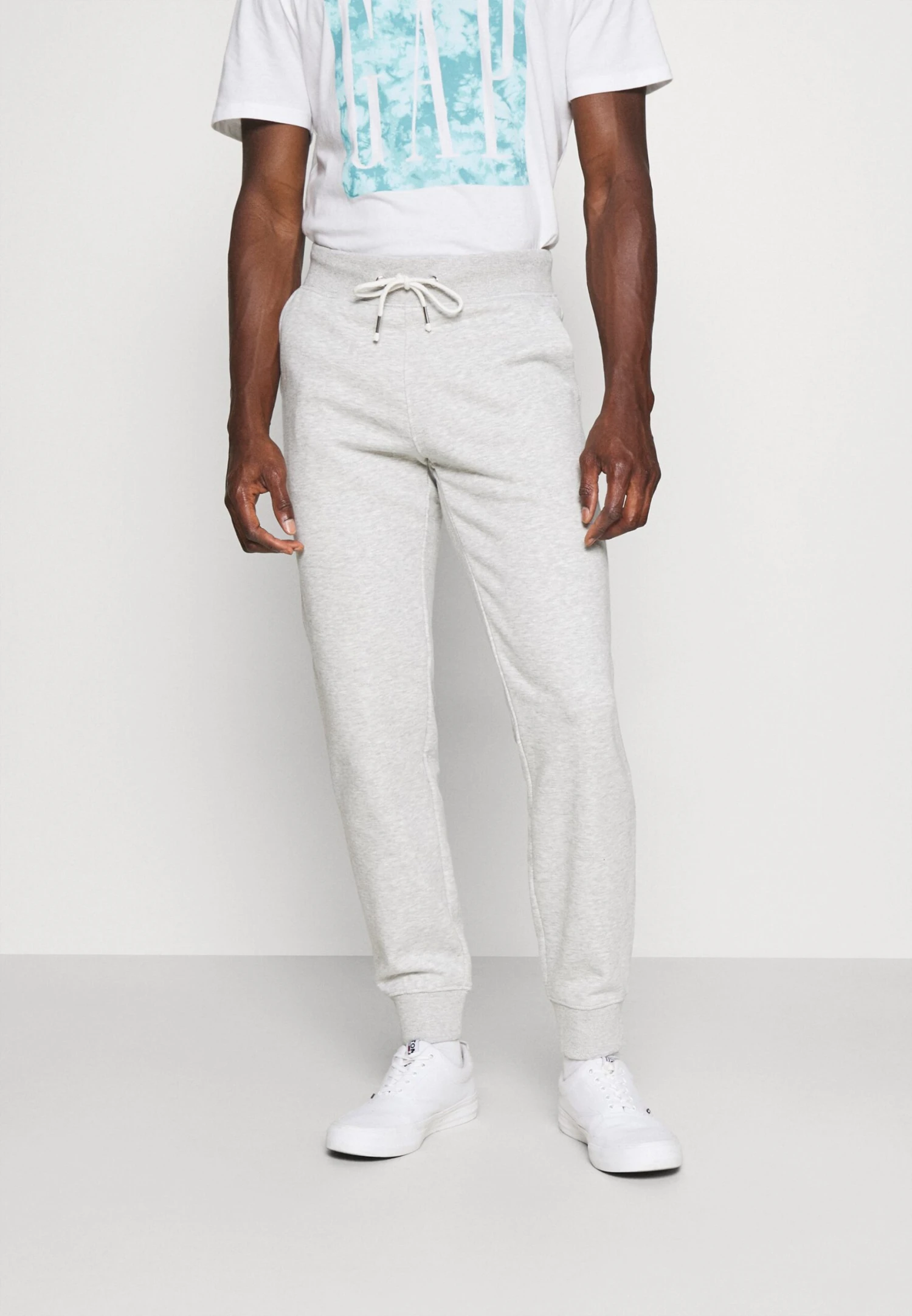 Pier One 3 Pack - Pantalones Deportivos - Mottled Light Grey/Mottled Dark Blue/Black 5 Pier One 3 Pack - Pantalones Deportivos - Mottled Light Grey/Mottled Dark Blue/Black - Imagen 5