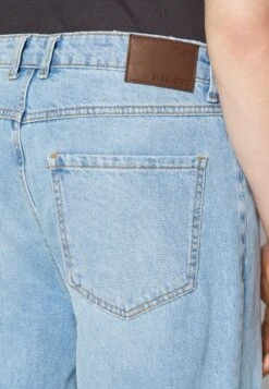 Pier One Distress On Knees - Vaqueros Boyfriend - Light Blue Denim -Pier One ef0878bf5af4400aa54a42825fa794da